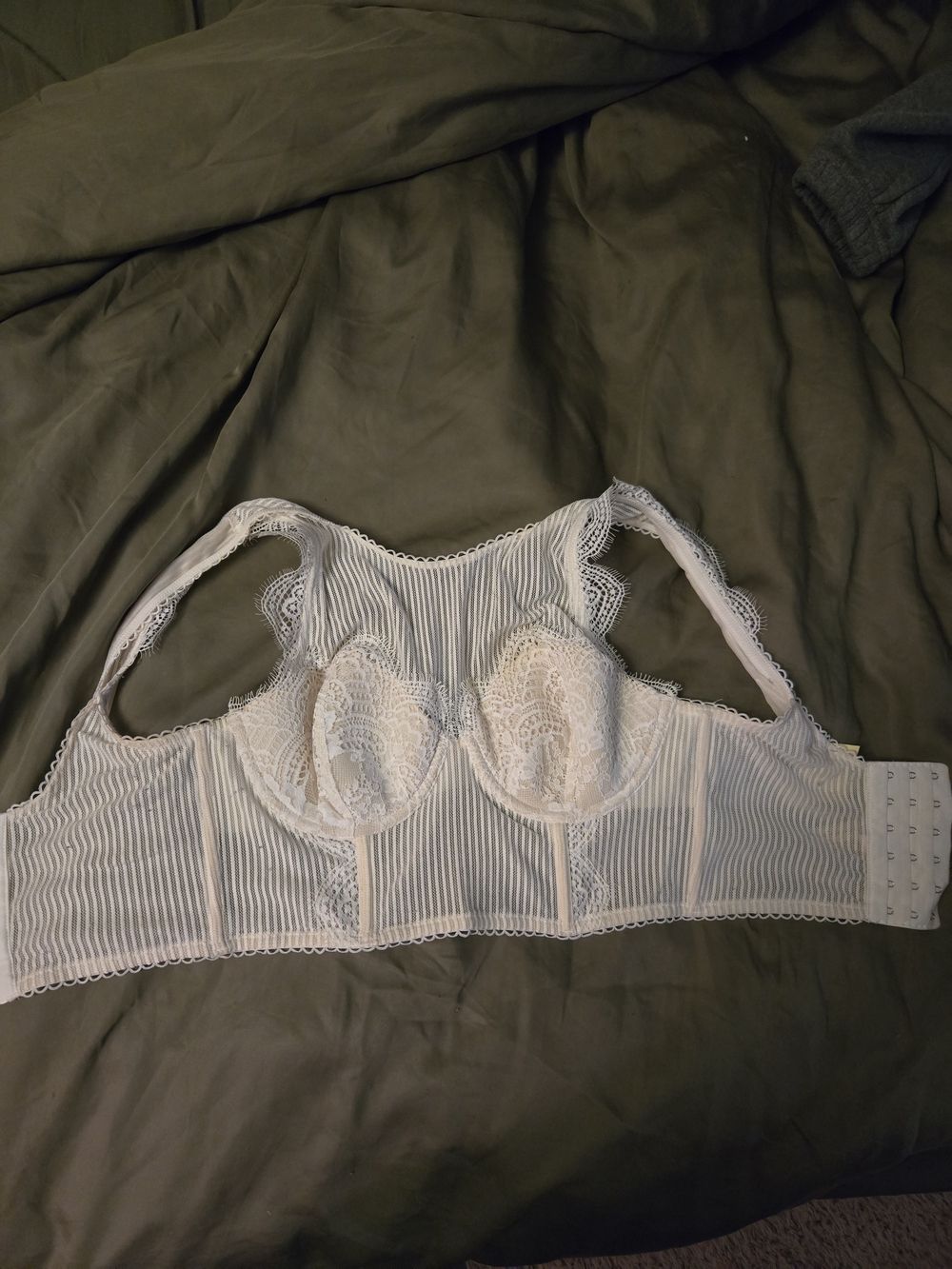 Victoria's Secret Ivory Lace Longline Bra